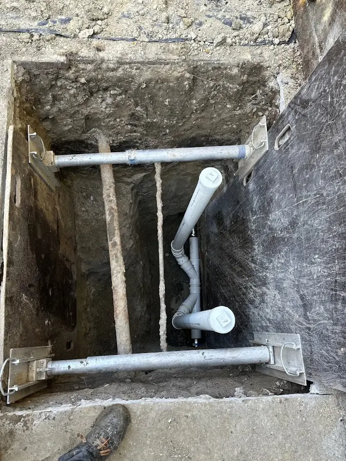 Experienced plumber completing Gas Line Repair work in Bon Secour